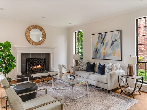 3rd image of 3607 Asbury St