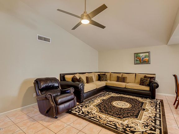 4th image of 7147 W Rose Ln