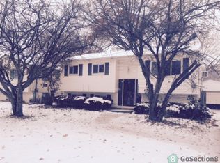 1953 E 42nd St, Lorain, OH 44055