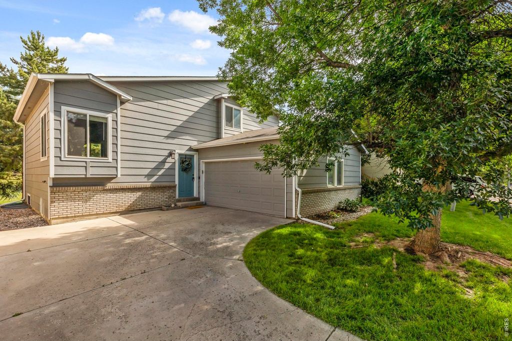 972 Winona Cir