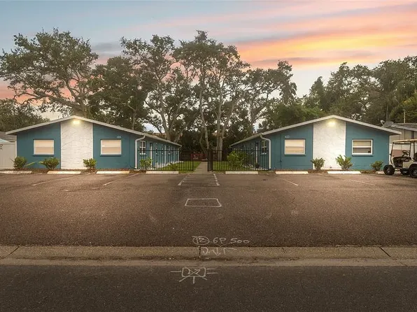 418 New York Ave APT 4, Dunedin, FL 34698