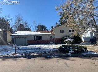 4105 Hollow Rd, Colorado Springs, CO 80917