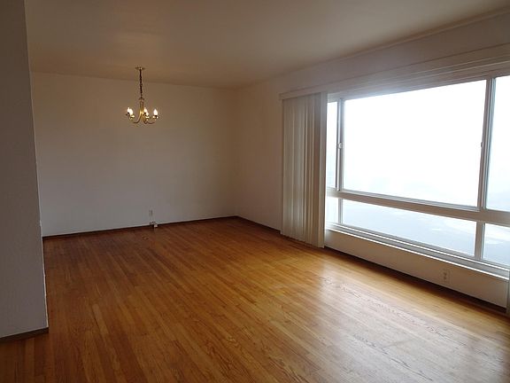 2nd image of 560 Higate Dr