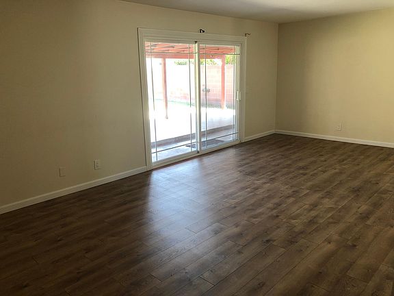 4th image of 5602 Amador Ave