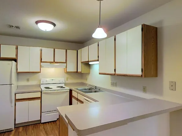 N168W21770 Main St #1, Jackson, WI 53037