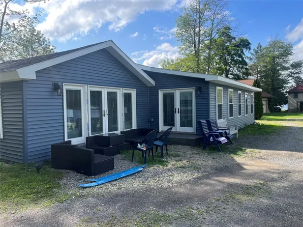 7 & 9 Bayside Ln, De Ruyter, NY 13052