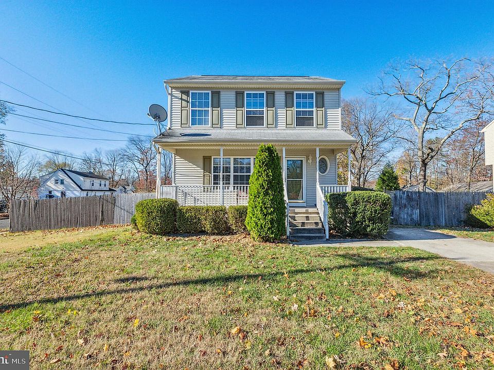1st image of 318 Cedar Ave