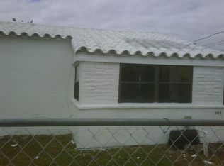205 NE 2nd Ave, Hallandale, FL 33009