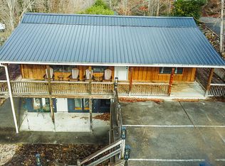 2875 Easy St, Pigeon Forge, TN 37862