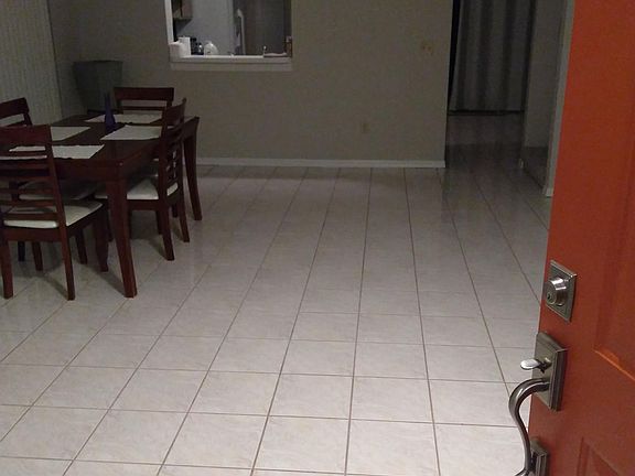 3rd image of 9509 Chandon Dr