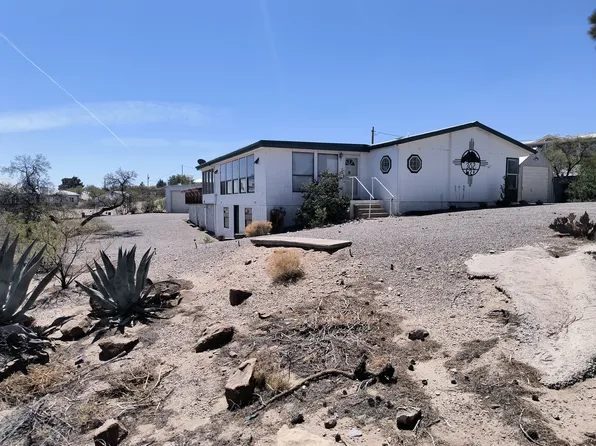 302 Rattlesnake Rd, Elephant Butte, NM 87935