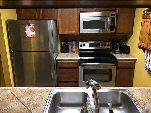 5th image of 2875 Palm Beach Blvd #506