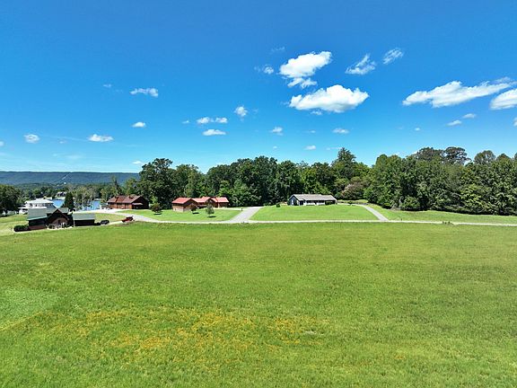 5th image of 3335 Spring Harbor Dr
