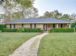 1937 Shady Glen Ln, Dallas, TX 75232