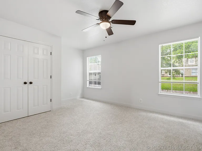 3027 E 89th Pl S — Photo 22