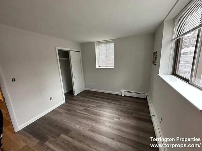 280 Hyde Park Ave #3 — Photo 2