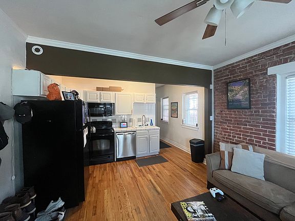 4th image of 1351 N Washington St APT 14