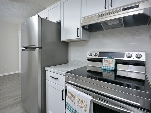 4th image of 3028 Sherrill Ave #3028