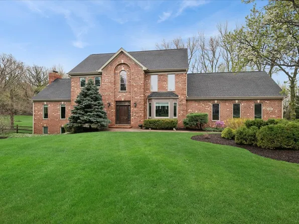 1601 Anthony Ln, Lakemoor, IL 60051