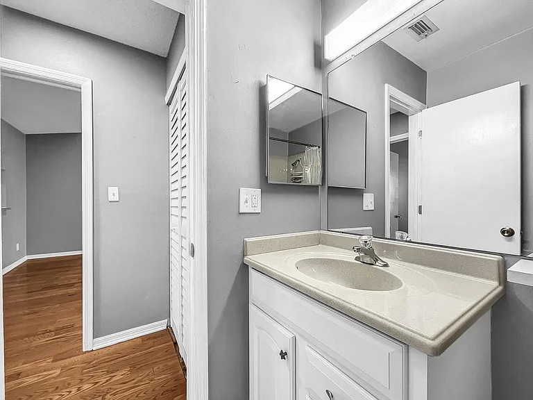 340 Causeway Blvd #202 — Photo 6