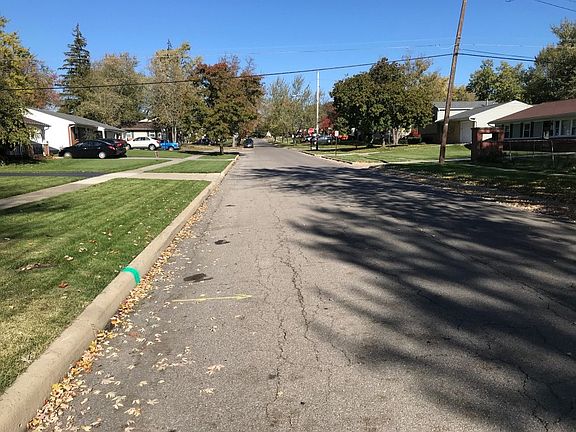 4th image of 2518 Greenacre Dr
