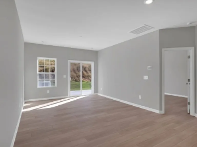 40 Ferryhill Dr — Photo 12