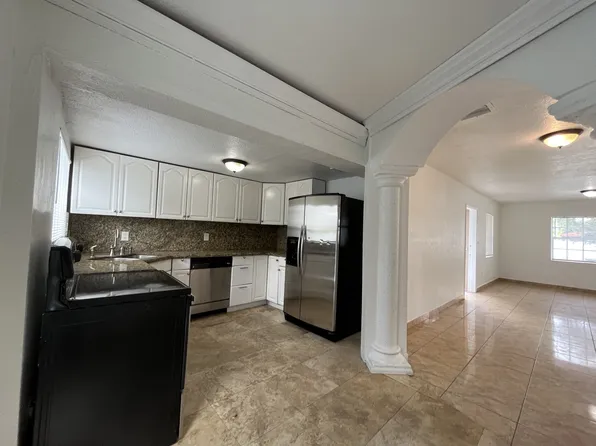 9870 Nicaragua Dr, Cutler Bay, FL 33189