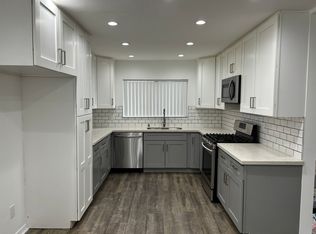 5354 Lindley Ave APT 101, Encino, CA 91316