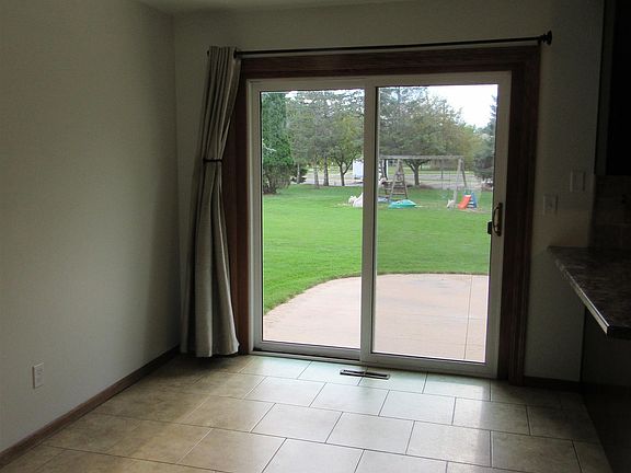 3rd image of 2781 Tulip Ct