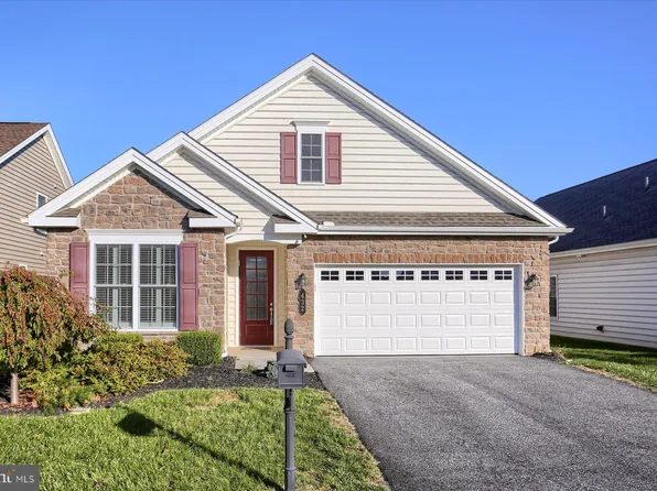432 General Dr, Mechanicsburg, PA 17050