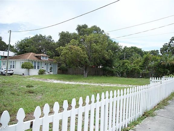 5th image of 905R N Garden Ave