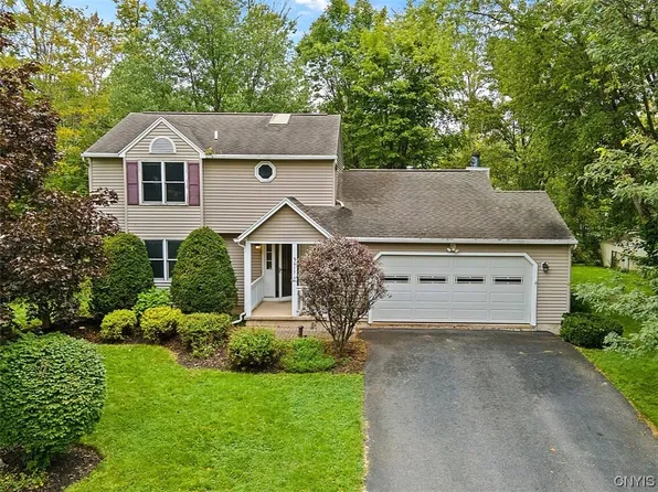 8617 Lydia Ln, Cicero, NY 13039