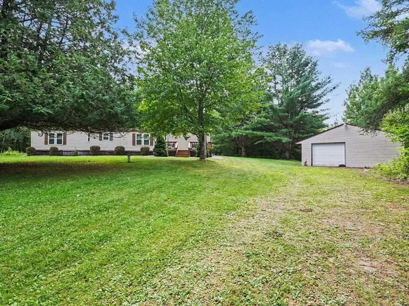 4303 Renas Rd, Gladwin, MI 48624