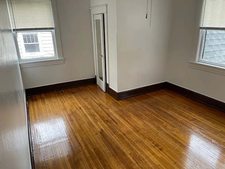 626 Park Ln — Photo 8