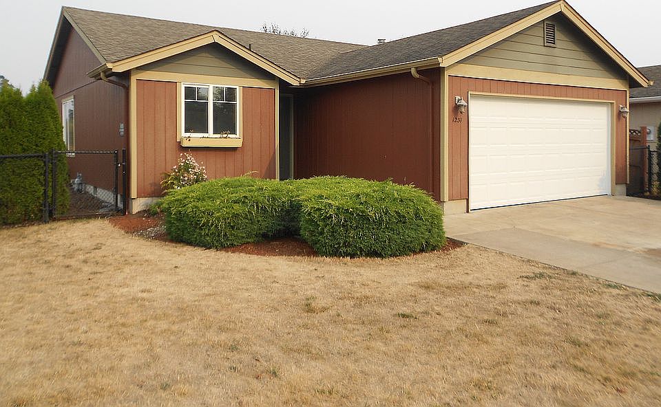 1231 40TH AVE SWEET HOME OR