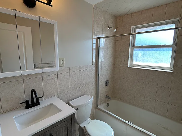 61 Prospect St #2W — Photo 2