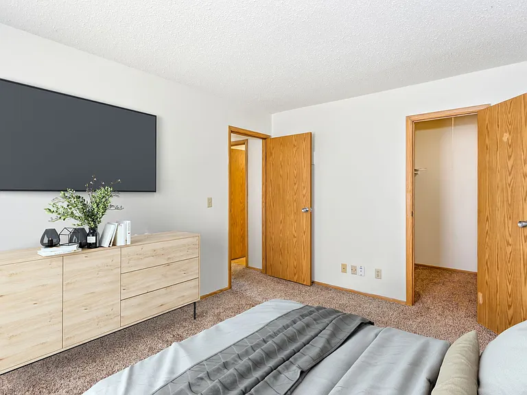 Willow - 1 Bed / 1 Bath - 676 Sq.Ft.