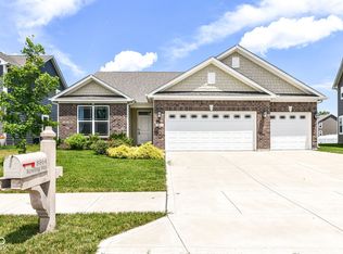 8864 Rowling Way, Indianapolis, IN 46239