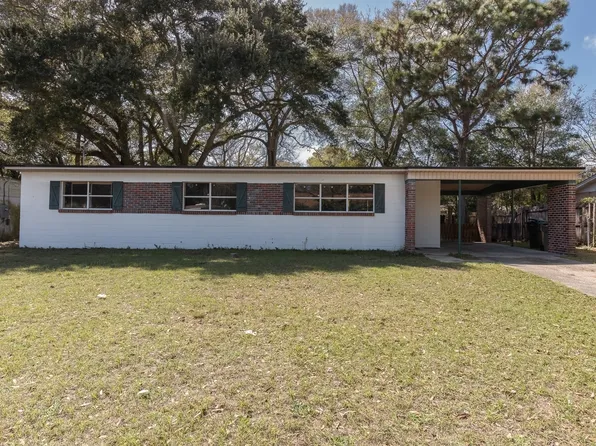 4513 Guerlain Way, Pensacola, FL 32505