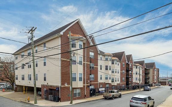 2nd image of 227 W 4th St #2A