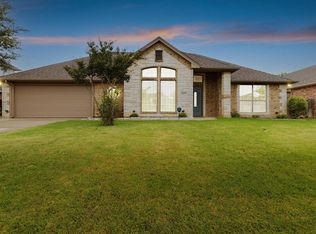 807 Sugar Hill Ave, Cleburne, TX 76033