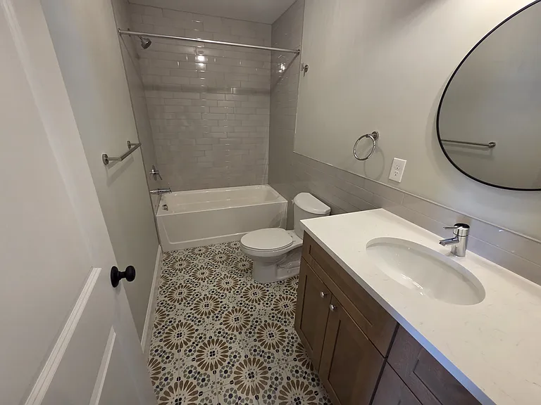 154 Oliver St #2 — Photo 10