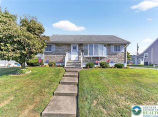 1546 Eastwood Dr, Bethlehem, PA