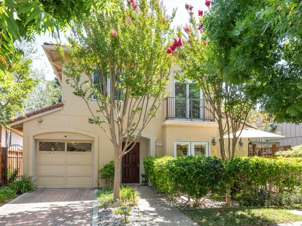477 Tyndall St, Los Altos, CA 94022