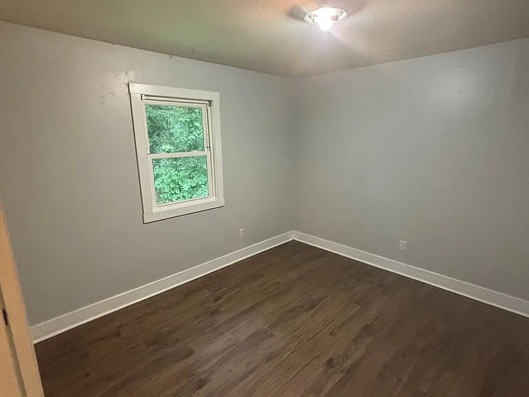 1121 W Elm Arc #A — Photo 4