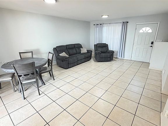 4th image of 11249 SW 33rd Circle Pl