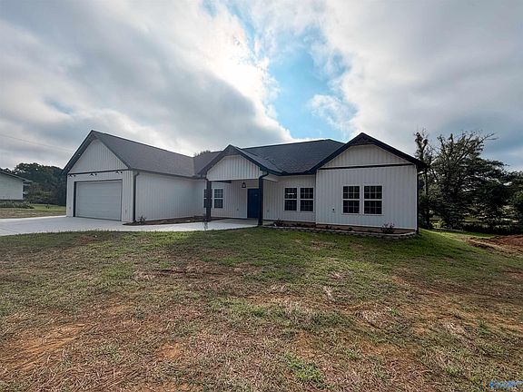 2nd image of 1935 Whitesville Rd