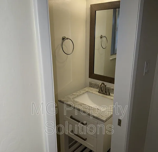 55 Roundtree Blvd #1 — Photo 17