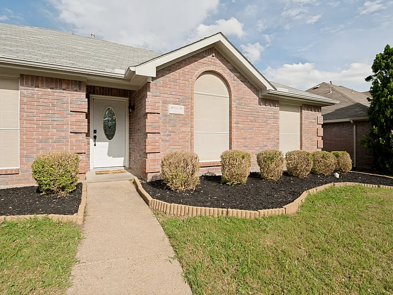 8160 Tower Rd — Photo 1