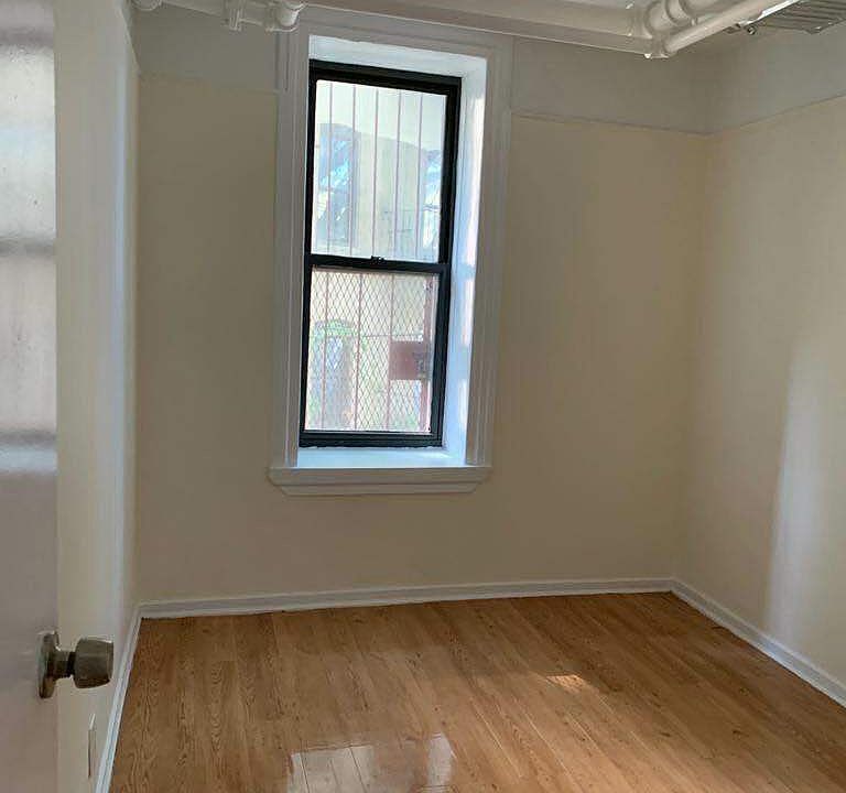 1st image of 2319 Loring Pl N APT B1